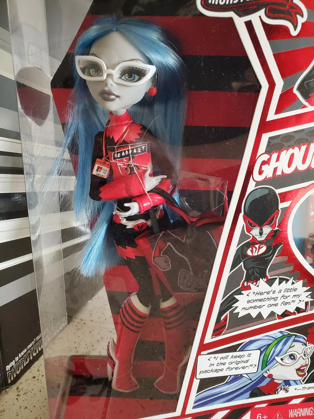 MONSTER HIGH GHOULIA YELPS DEAD FAST SDCC 2011 COMIC CON