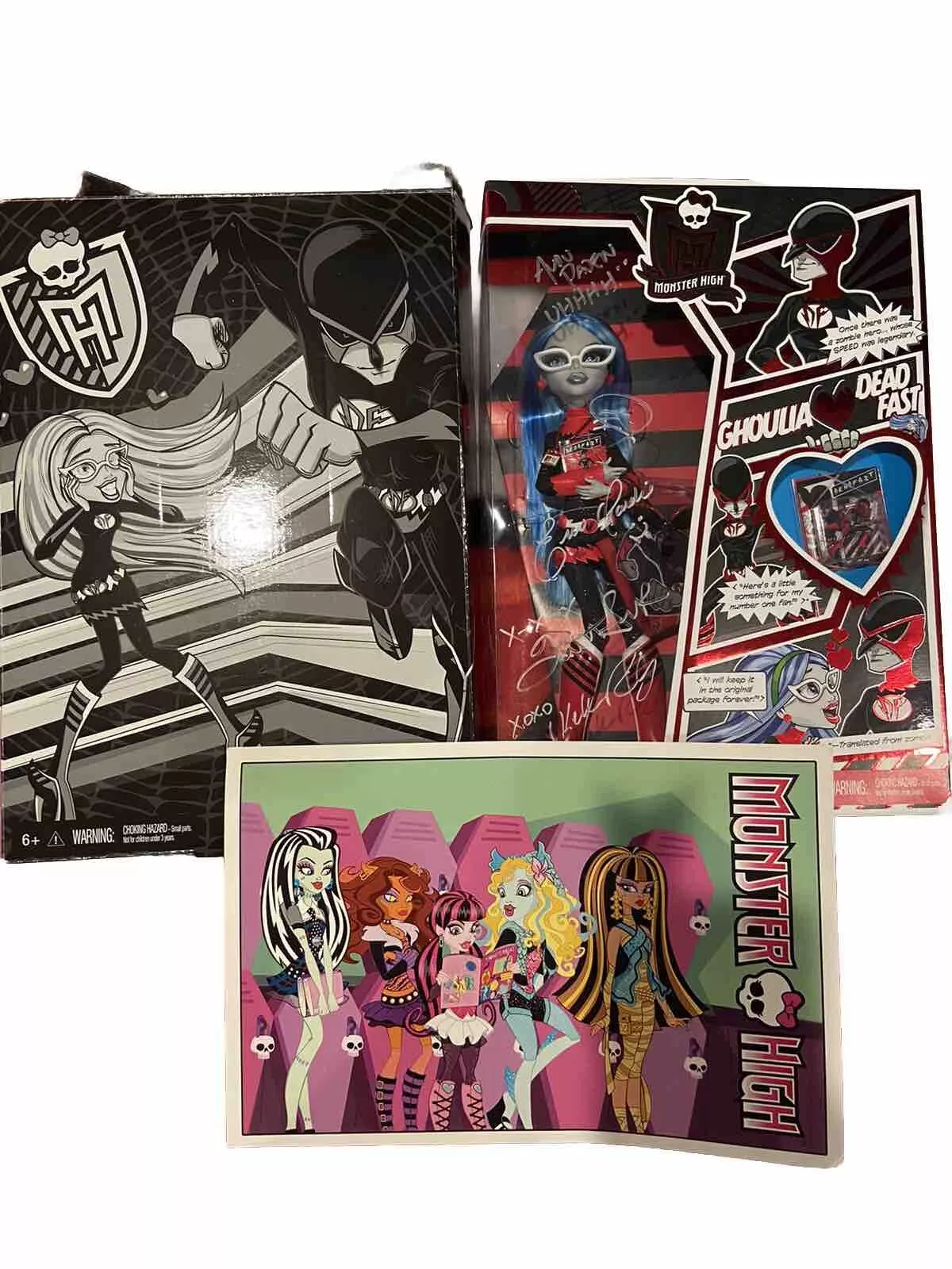 MONSTER HIGH GHOULIA YELPS DEAD FAST SDCC 2011 COMIC CON SIGNED FIVE PEOPLE
