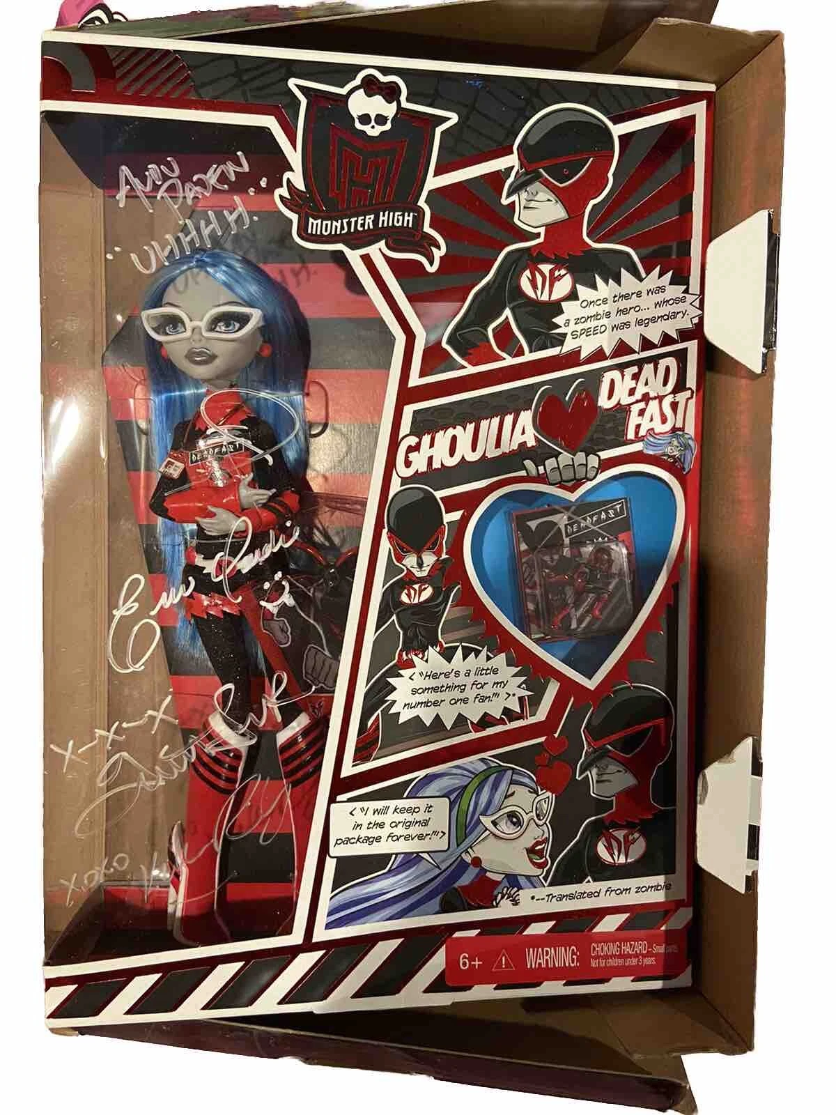 MONSTER HIGH GHOULIA YELPS DEAD FAST SDCC 2011 COMIC CON SIGNED FIVE PEOPLE