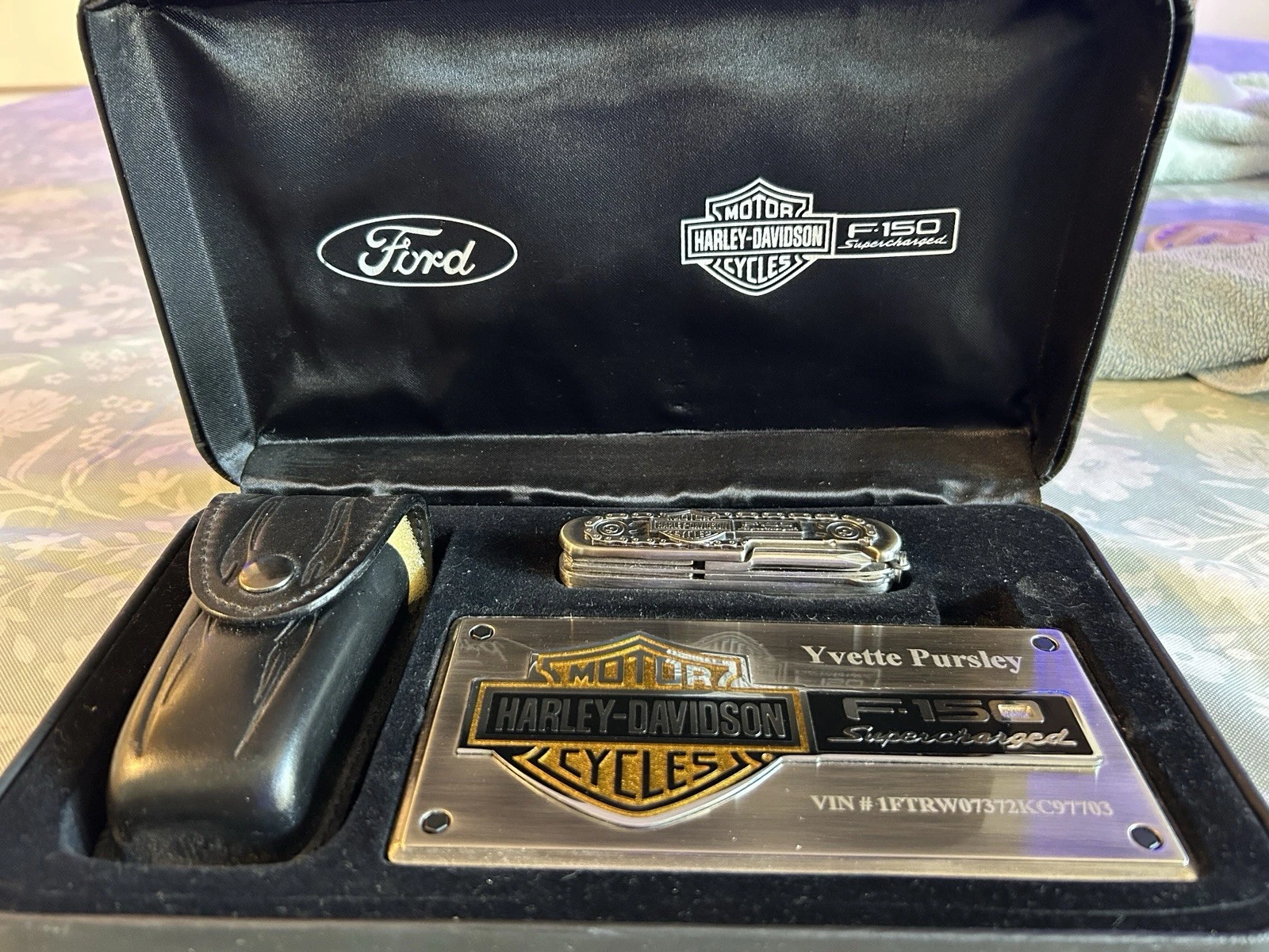 HARLEY DAVIDSON FORD SUPERCHARGED F-150 PAPERWEIGHT-KNIFE IN CASE