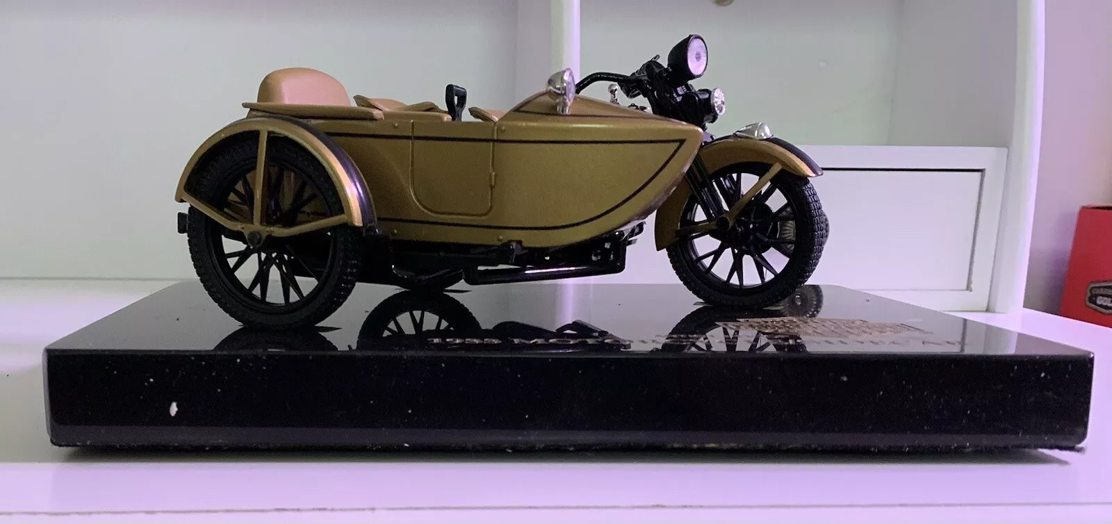 HARLEY DAVIDSON GOLD ULTRA EDITION MOTORCYCLE SIDECAR BANK ARTIST PROOF 1933 VLD