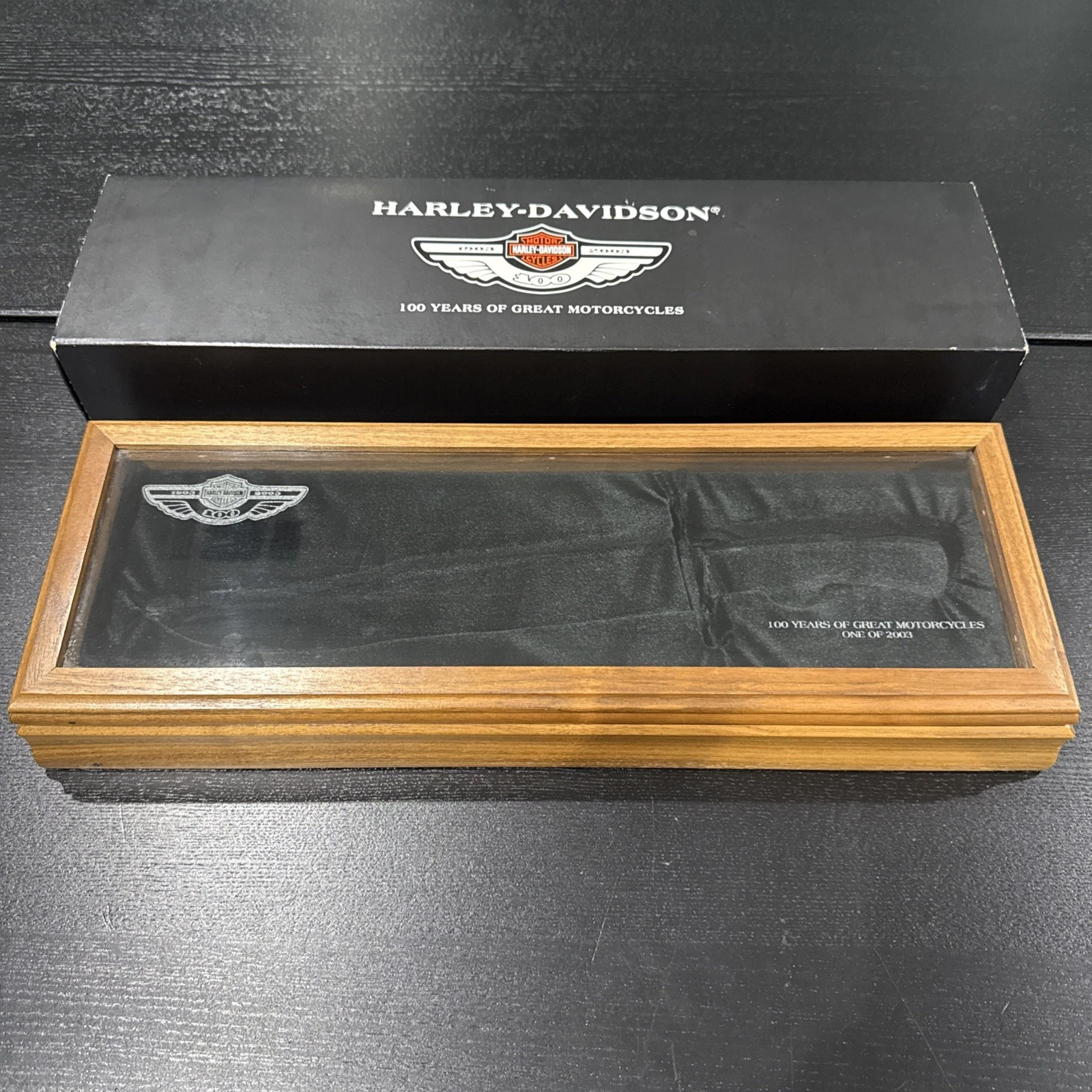 HARLEY-DAVIDSON 100TH ANNIVERSARY LIMITED EDITION FOUNDERS KNIFE IN DISPLAY CASE