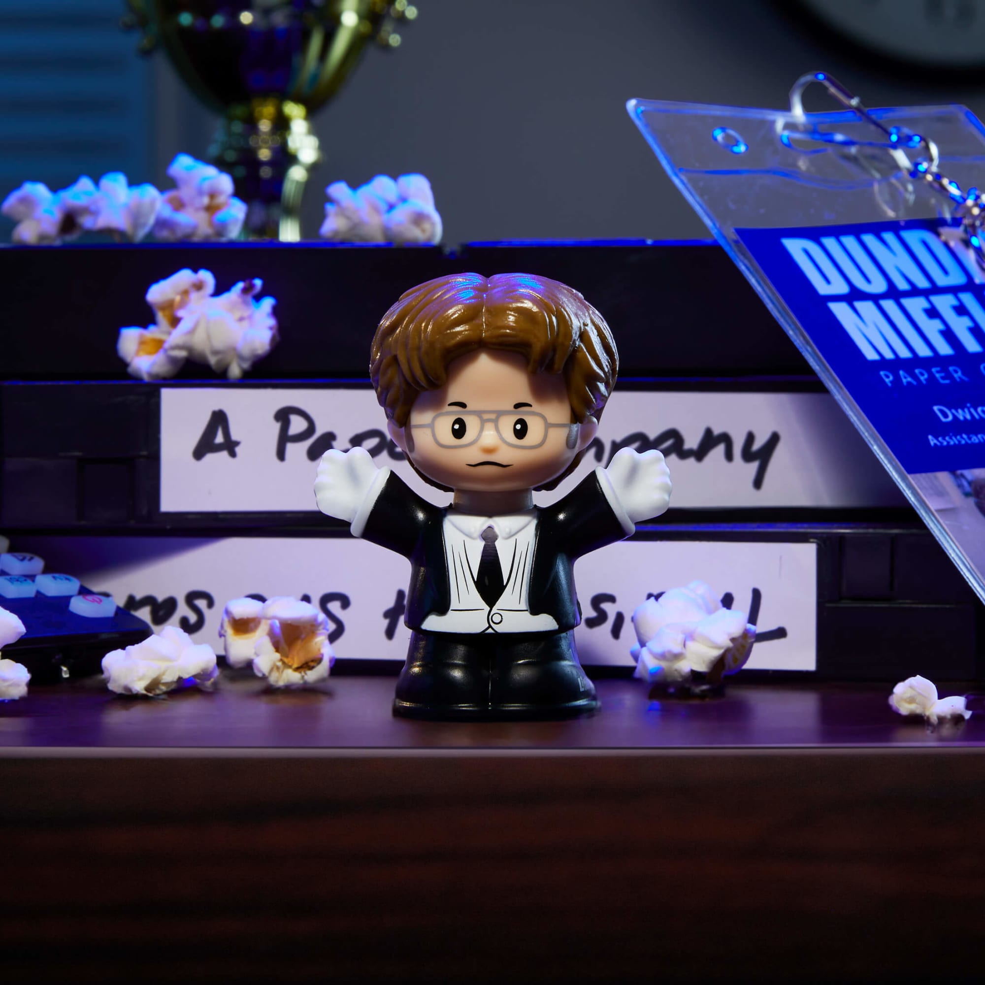 LITTLE PEOPLE COLLECTOR THE OFFICE THREAT LEVEL MIDNIGHT COLLECTIBLE SET
