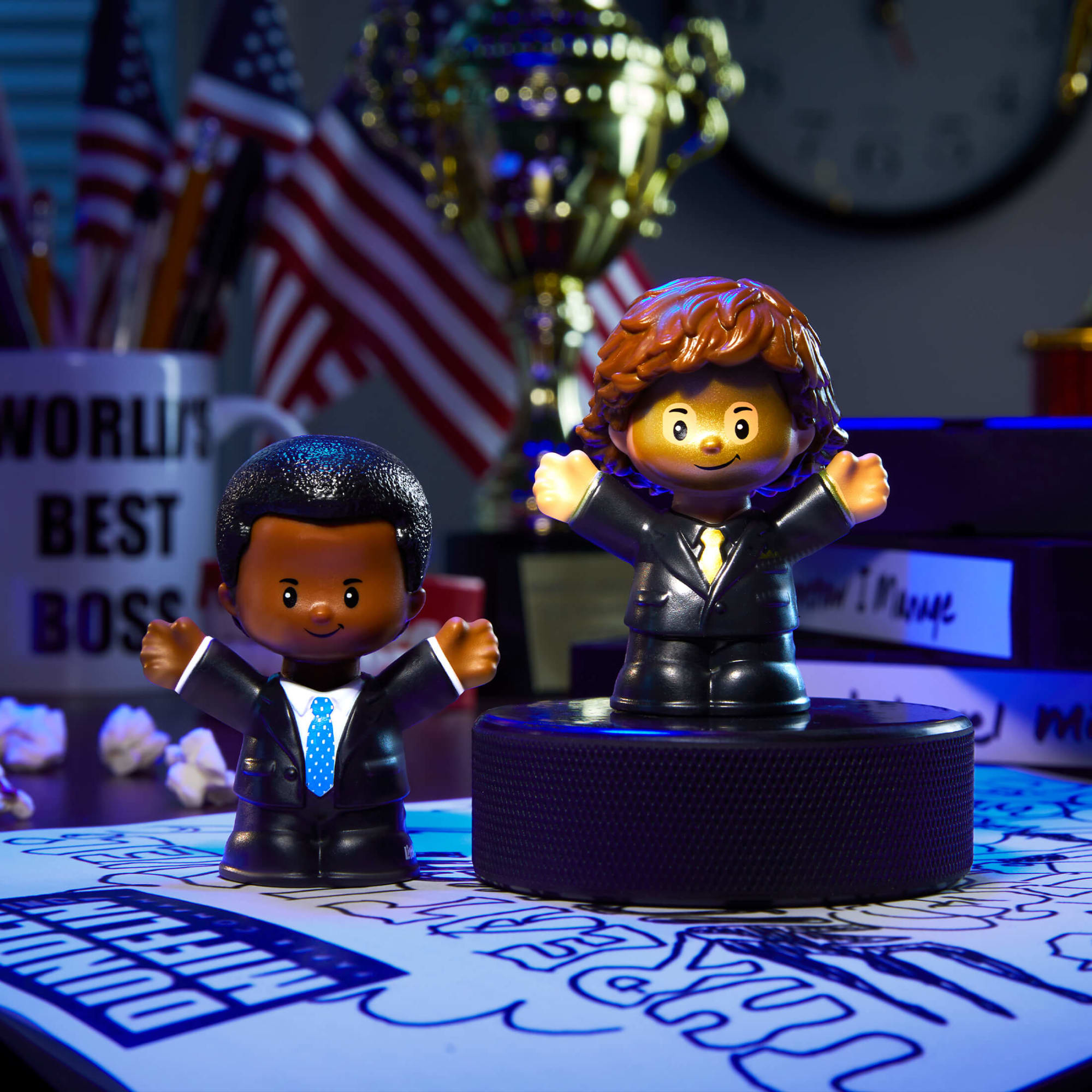 LITTLE PEOPLE COLLECTOR THE OFFICE THREAT LEVEL MIDNIGHT COLLECTIBLE SET