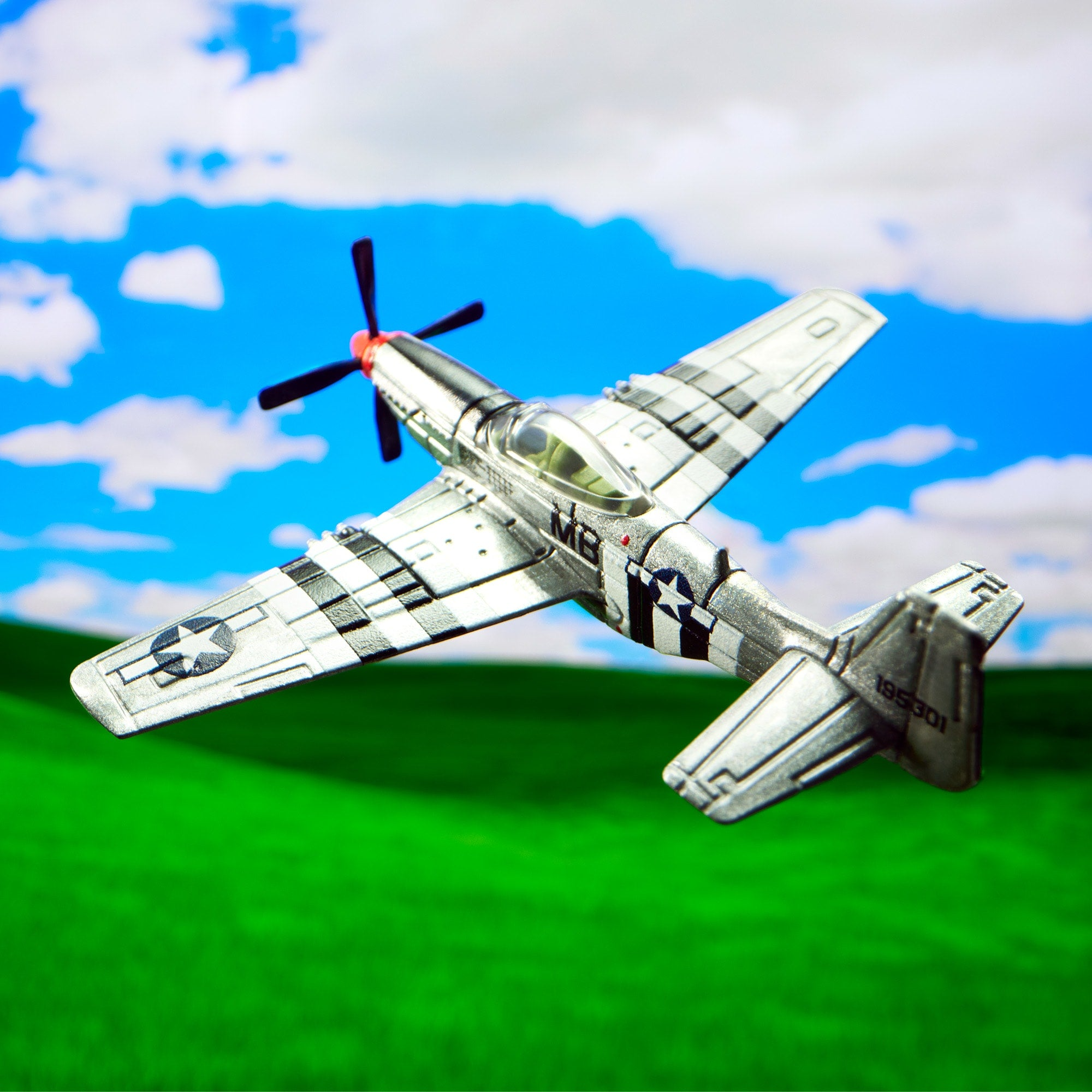 MATCHBOX NORTH AMERICAN P-51 MUSTANG COLLECTIBLE DIECAST