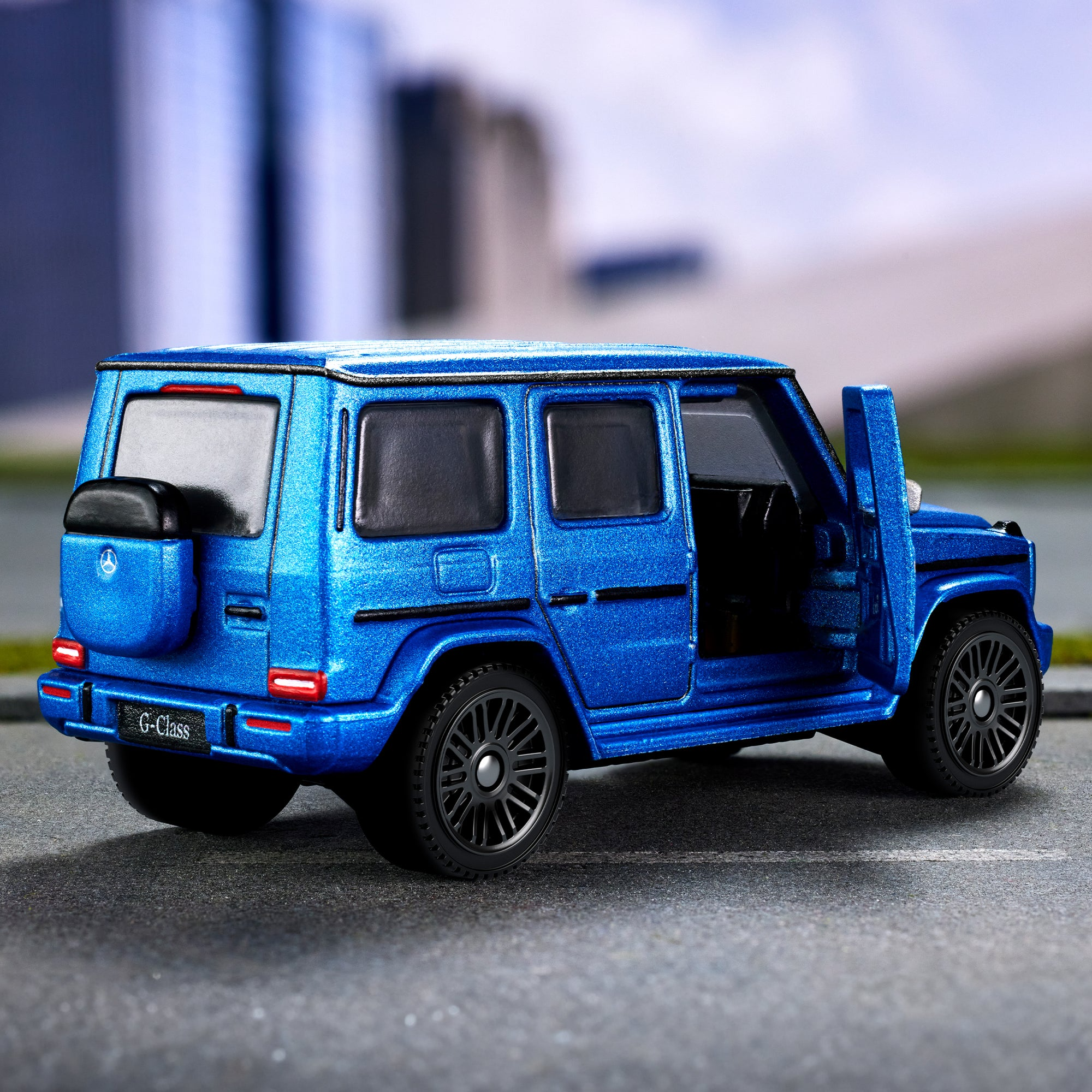 MATCHBOX MERCEDES-BENZ G 580 WITH EQ TECHNOLOGY COLLECTIBLE DIECAST