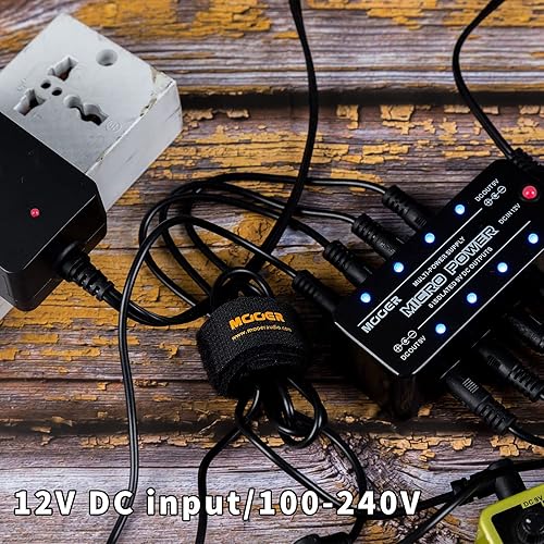 MOOER MICRO POWER SUPPLY FOR GUITAR EFFECTS PEDALS COMPACT MINI PEDALBOARD POWER ADAPTER