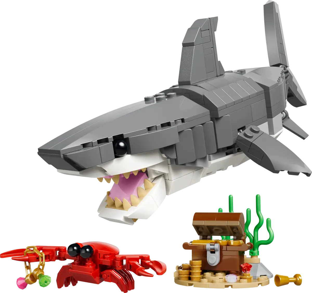 LEGO FIERCE SHARK WITH A TREASURE CHEST