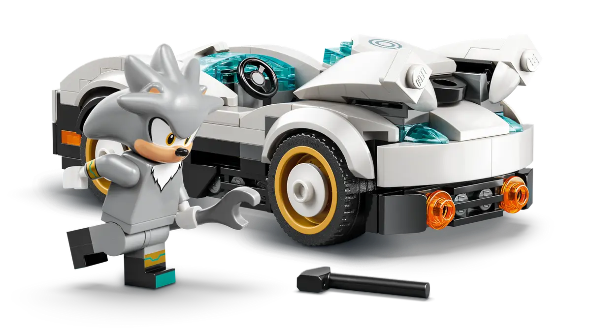 LEGO SILVER'S CAR VS. KNUCKLES' MONSTER TRUCK