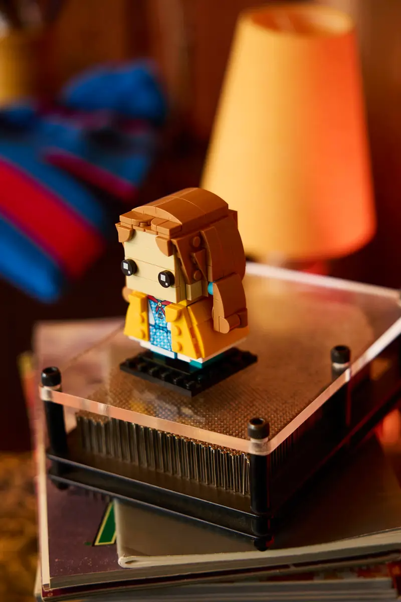 LEGO ELEVEN, MAX, DEMOGORGON AND HOLLY FIGURES