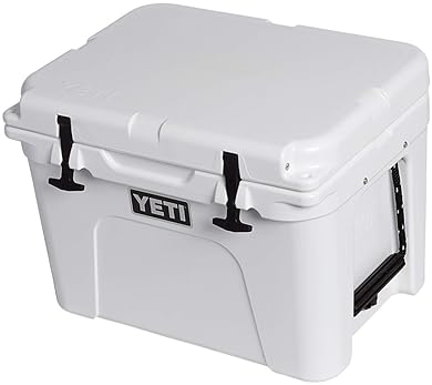 YETI TUNDRA 35 COOLER DURABLE, HEAVY-DUTY INSULATED COOLER FOR OUTDOOR ADVENTURES