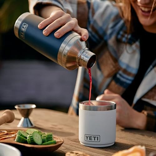 YETI RAMBLER 20 OZ STAINLESS STEEL COCKTAIL SHAKER VACUUM INSULATED BIG WAVE BLUE