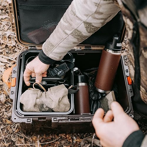 YETI LOADOUT 30 WATERPROOF DIVIDED CARGO CASE DRY BOX CAMERA FISHING TACKLE WETLANDS BROWN