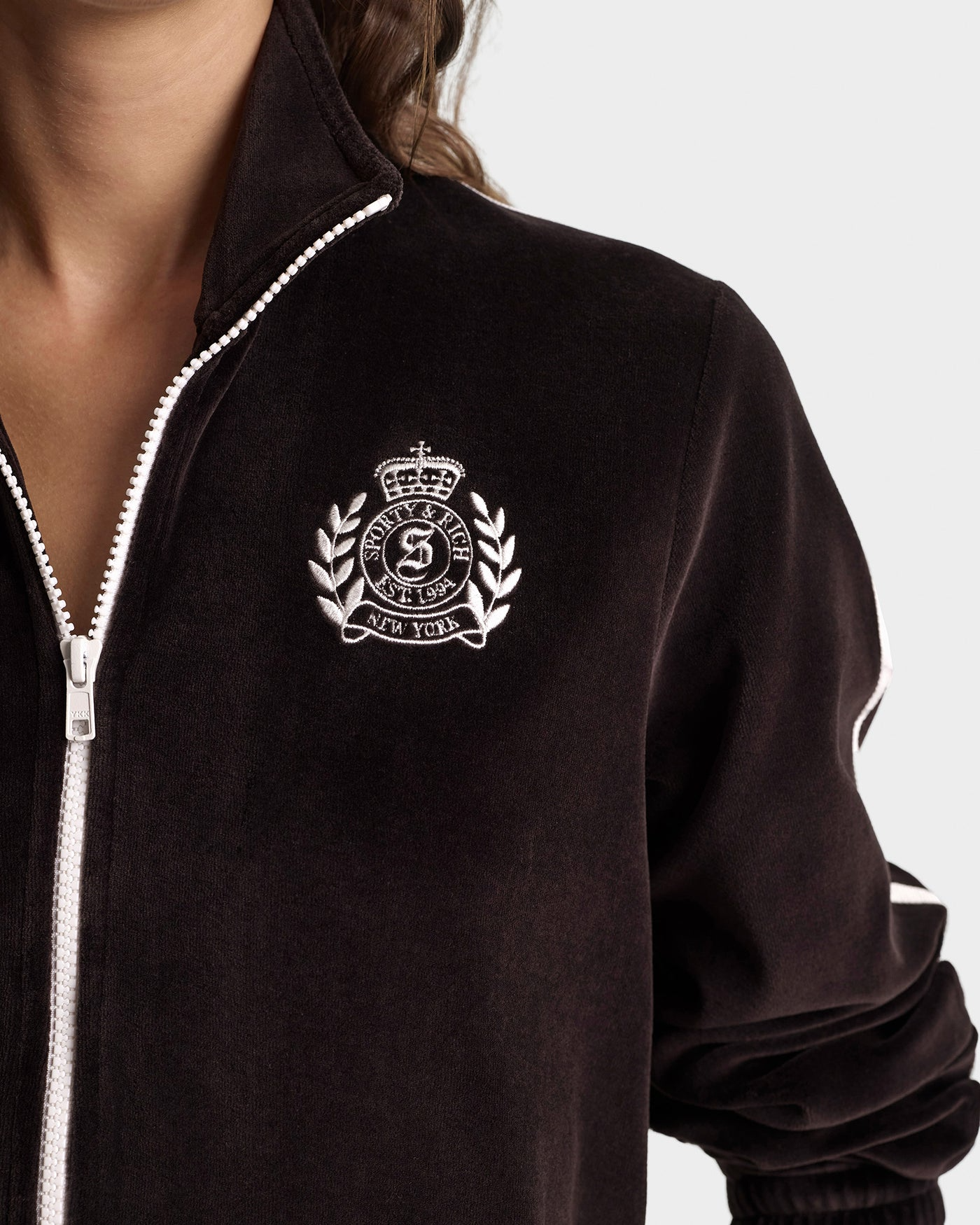 SPORTY&RICH NY CREST ELIO VELOUR TRACK JACKET - CHOCOLATE