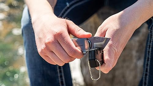SMITH WESSON HEAVY DUTY KNIFE SHARPENER WITH FINE COARSE SIDES, SCREWDRIVER KEYCHAIN FOR OUTDOOR, SU