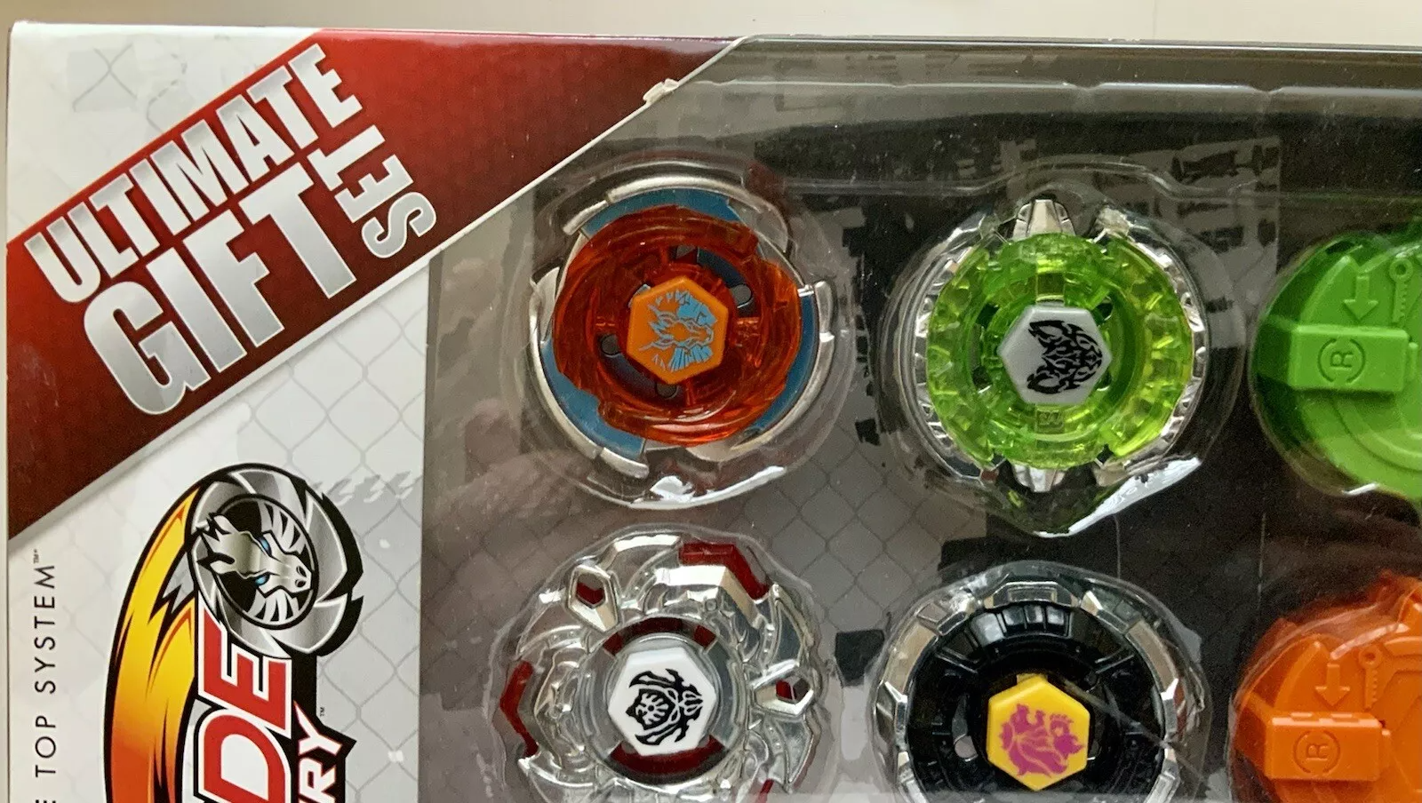 BEYBLADE METAL FURY ULTIMATE GIFT SET FANG LEONE, BEAT LYNX, VARIARES