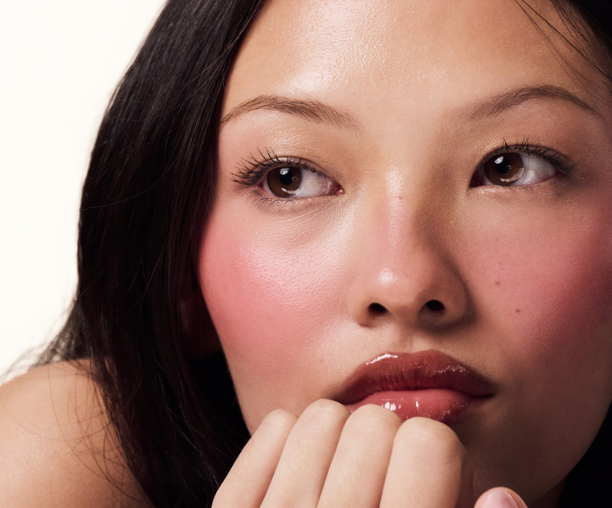 RHODE POCKET BLUSH THE NATURAL FLUSH WARM RED BERRY