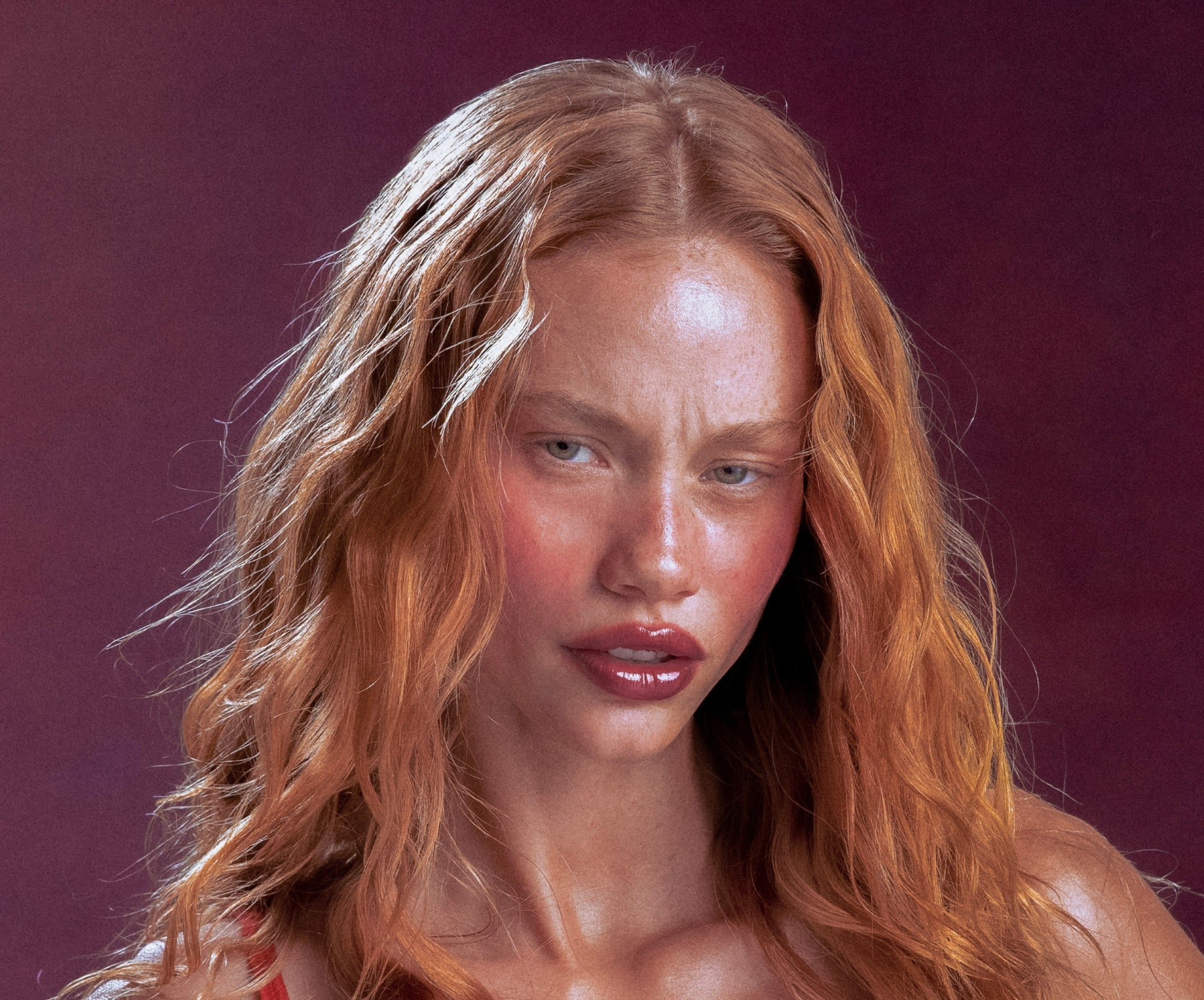 RHODE POCKET BLUSH THE NATURAL FLUSH WARM RED BERRY