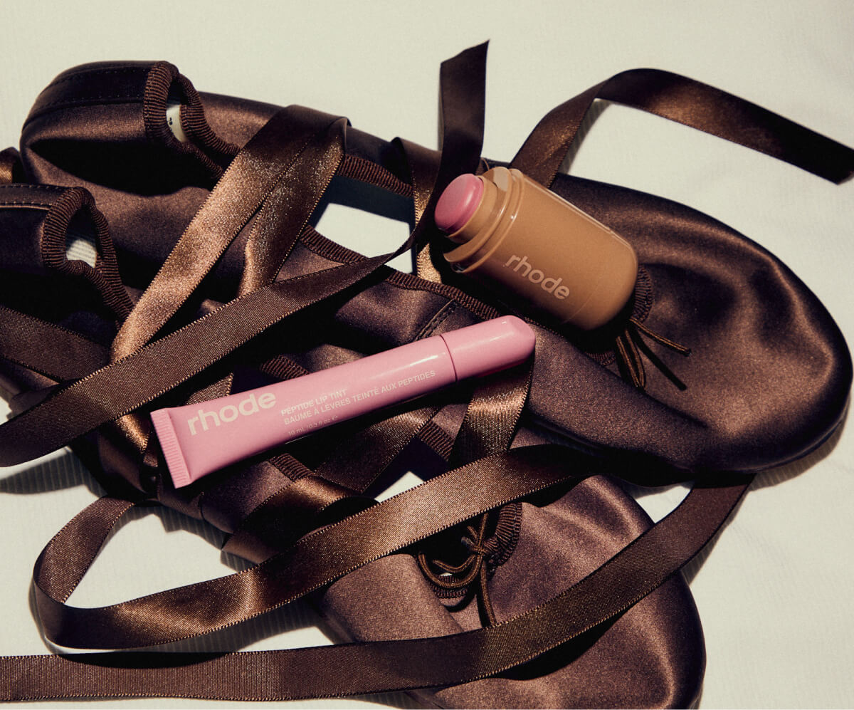 RHODE THE DUOS POCKET BLUSH + PEPTIDE LIP TINT  PIGGY + RIBBON -  A BABY PINK PAIR