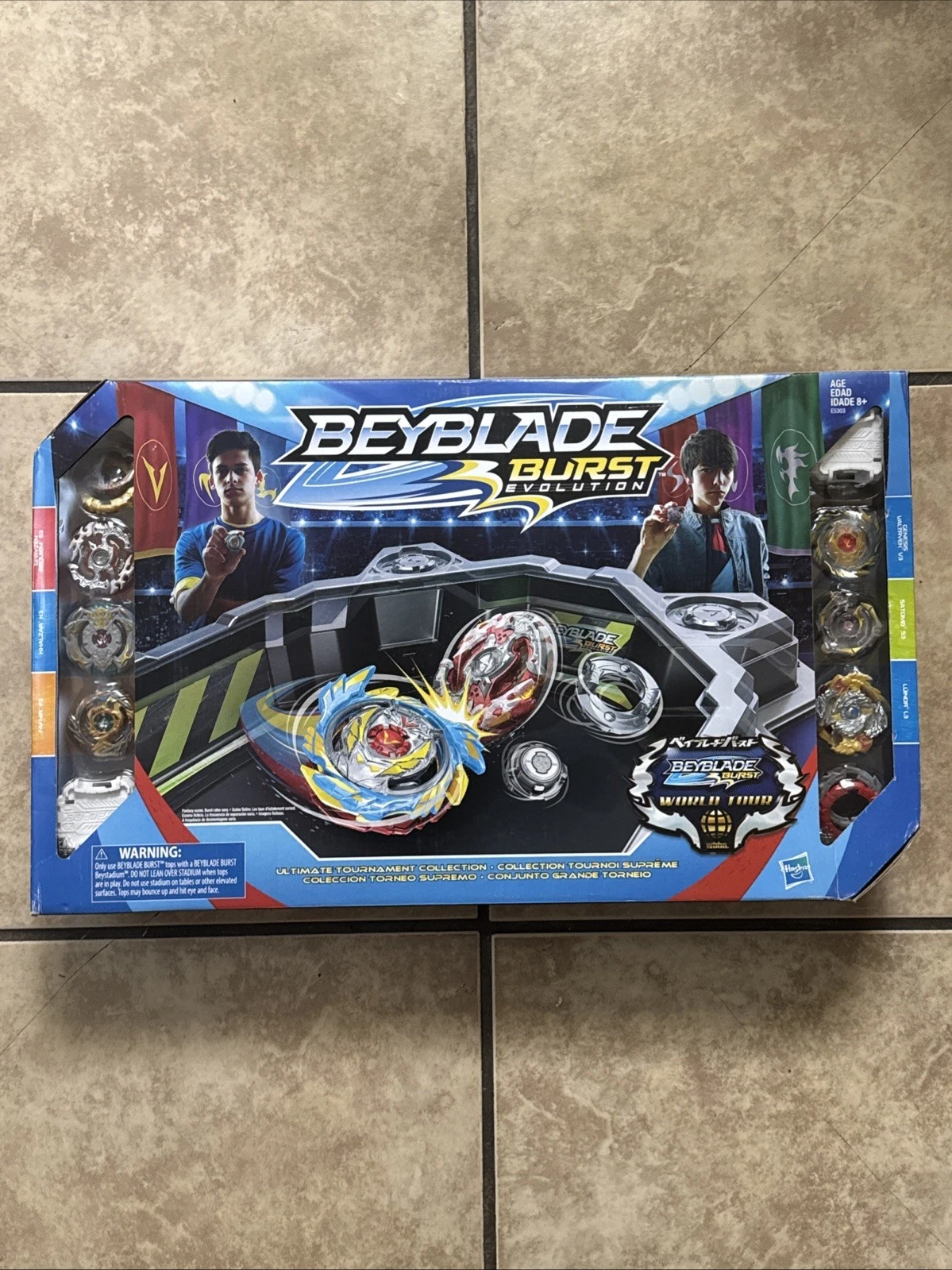 BEYBLADE BURST EVOLUTION ULTIMATE TOURNAMENT COLLECTION