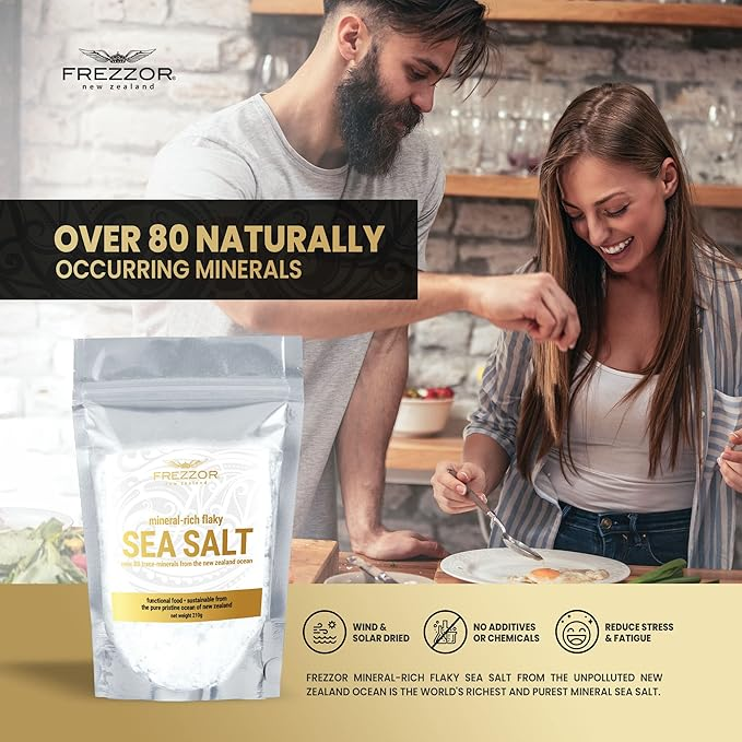 FREZZOR FLAKY SEA SALT, 8.8 OUNCES OF PREMIUM GOURMET SEA SALT FLAKES FROM NEW ZEALAND, 80 MINERALS & TRACE ELEMENTS, 100% ALL-NATURAL, SOLAR & WIND HARVESTED SALT, NO MICROPLASTICS, 1 POUCH