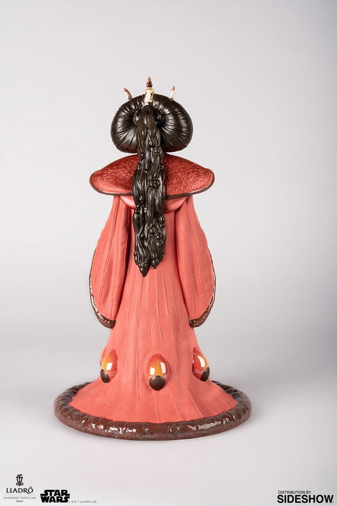 SIDESHOW QUEEN AMIDALA IN THRONE ROOM FIGURINE BY LLADRó