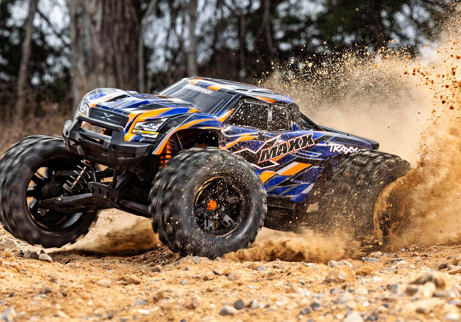 TRAXXAS X-MAXX 8S RC TRUCK WITH BELTED DRIVE SYSTEM HIGH PERFORMANCE OFF-ROAD MONSTER TRUCK