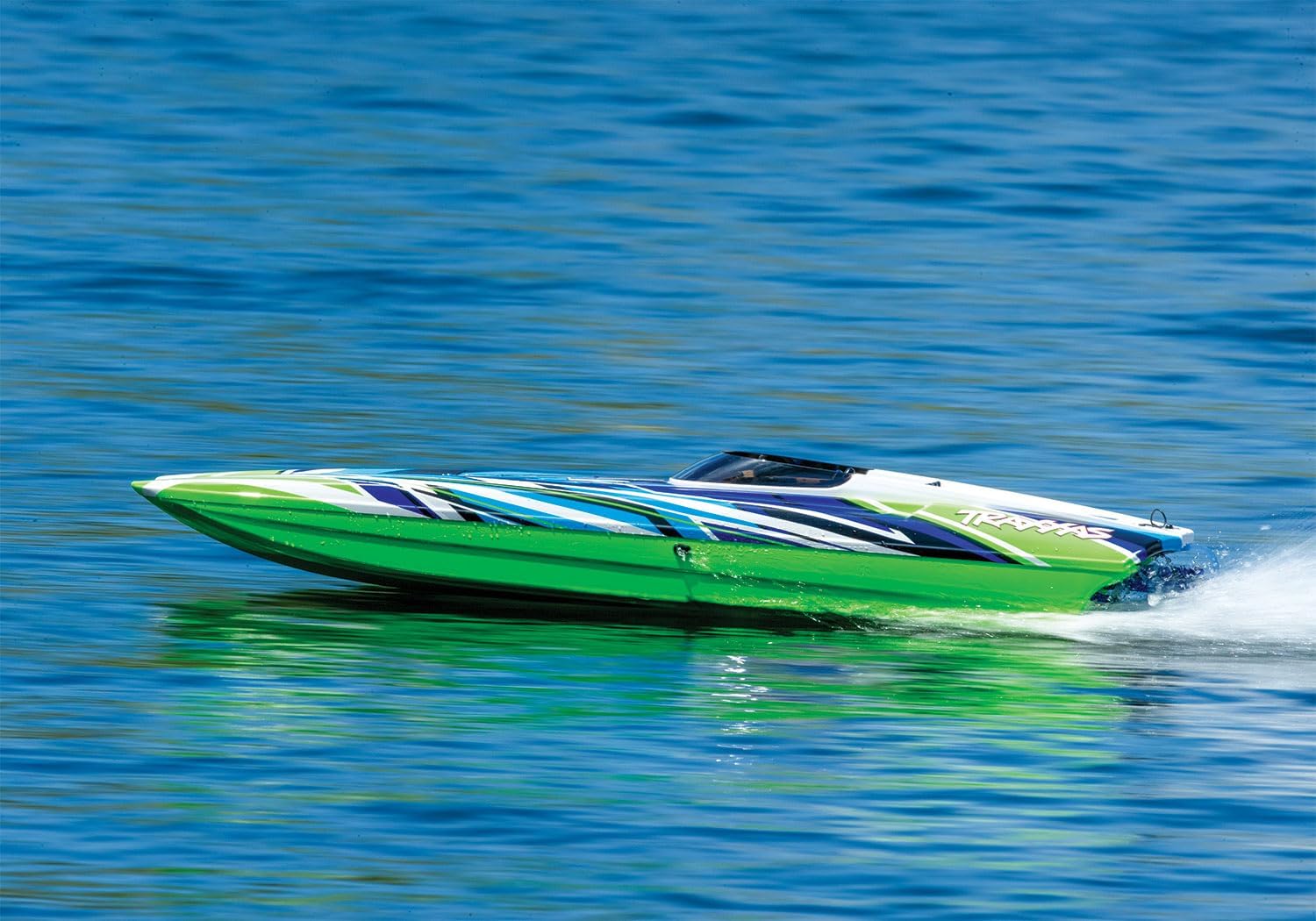 TRAXXAS DCB M41 WIDEBODY RC CATAMARAN BOAT HIGH-SPEED REMOTE CONTROL RACING MODEL