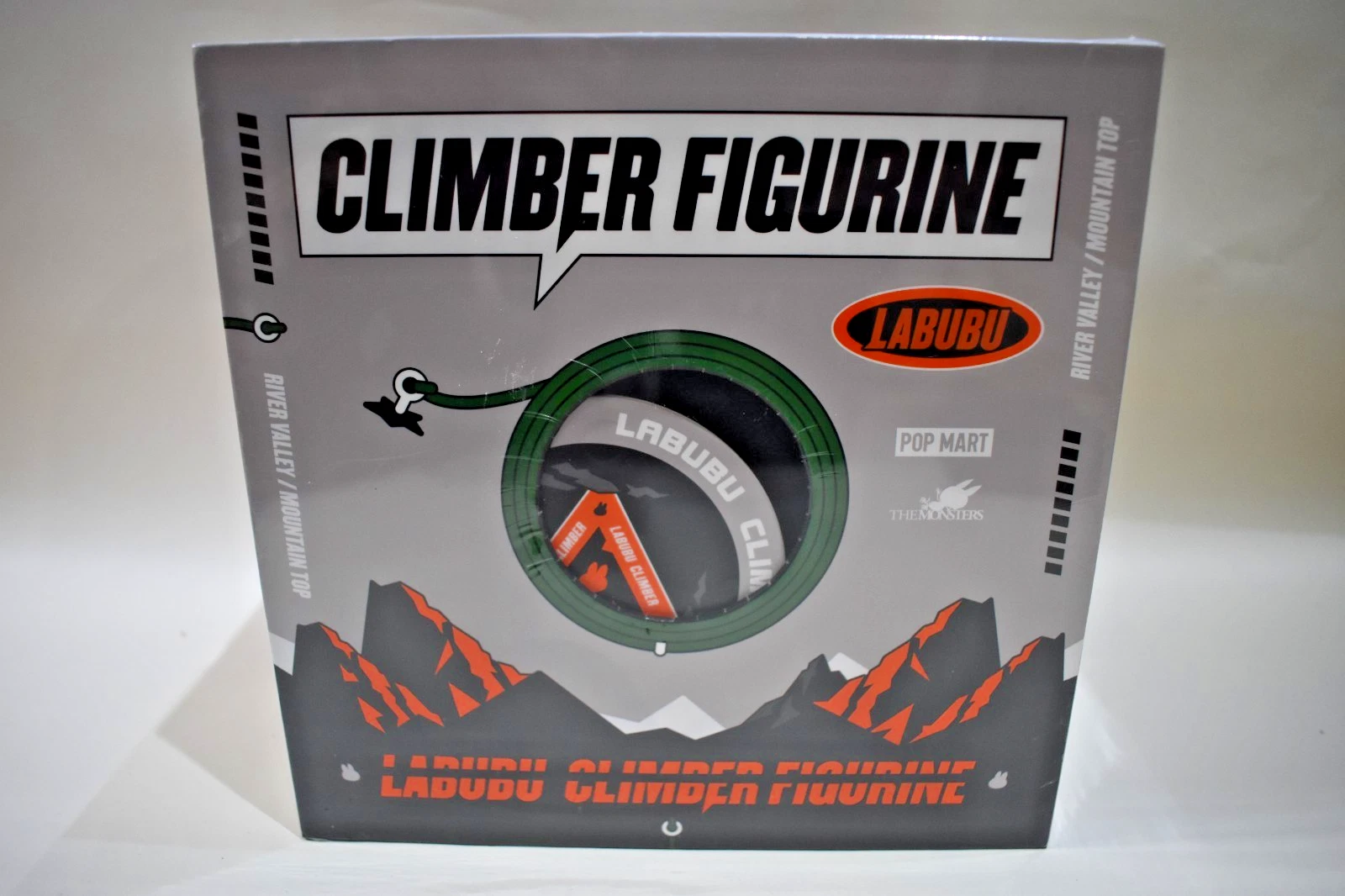 LABUBU THE MONSTERS CLIMBER FIGURINE