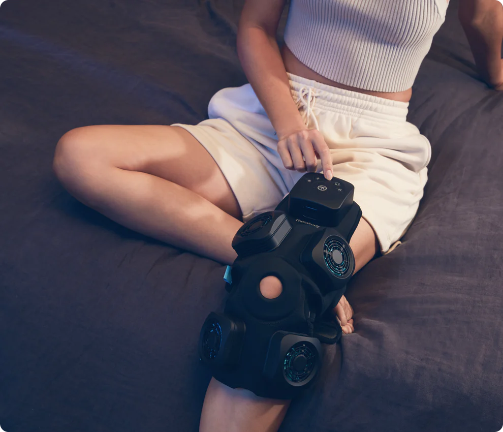 THERABODY  RECOVERYTHERM KNEE  HOT & COLD WEARABLES