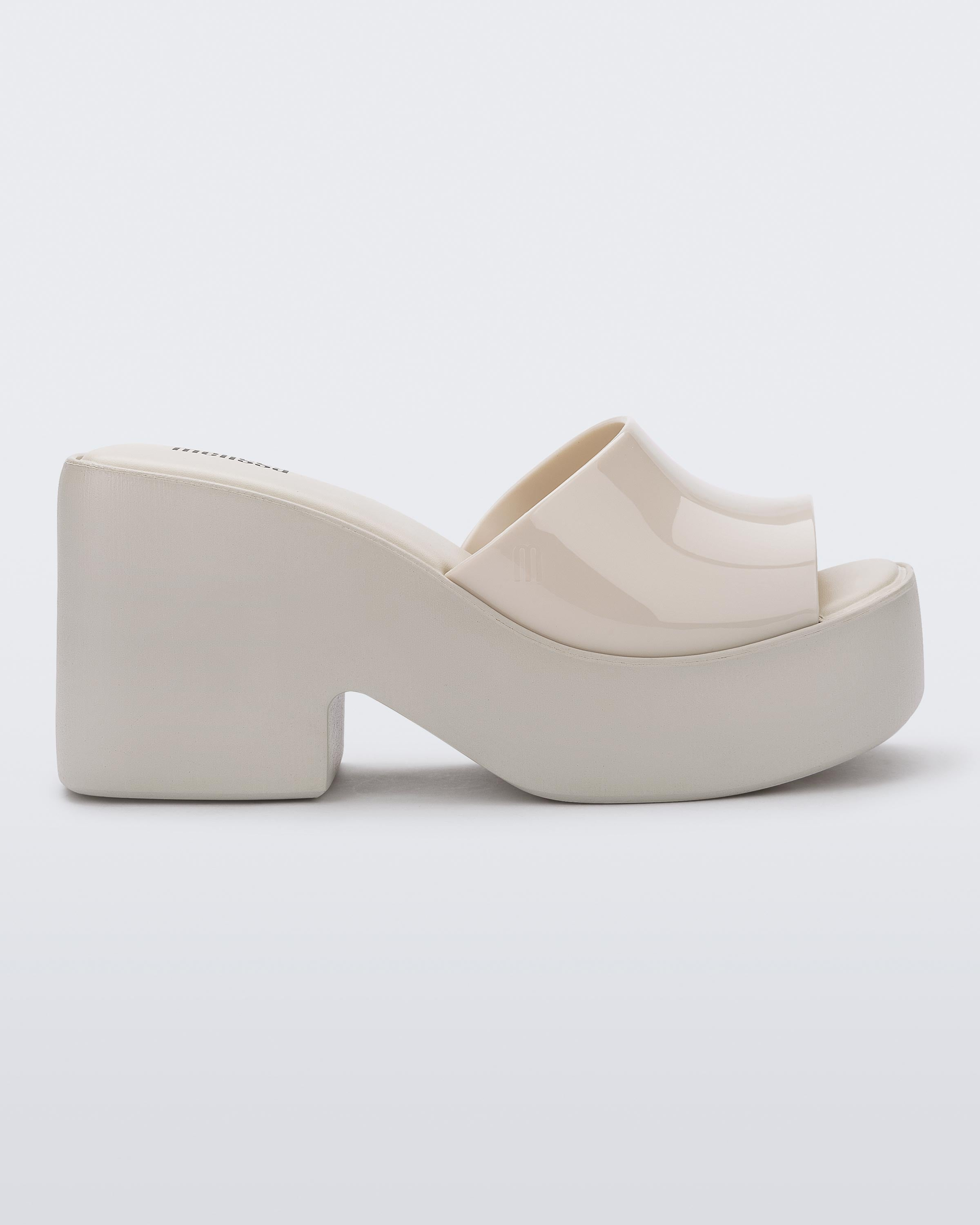MELISSA POSH  LIGHT BEIGE