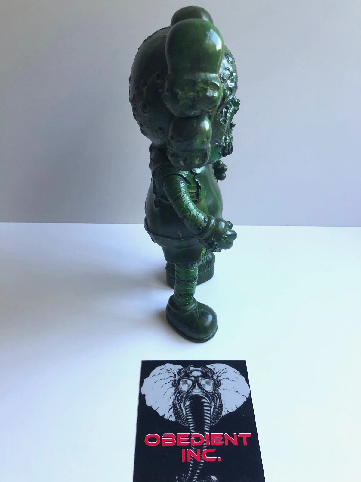 KAWS X PUSHEAD COMPANION VINYL MEDICOM ORIGINAL FAKE GREEN FIGURE ONLY AUTHENTIC