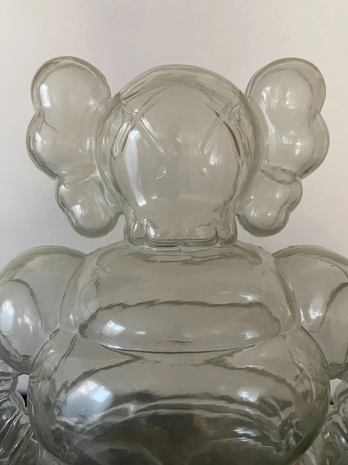 KAWS CHUM CLEAR 2002 360 TOY GROUP #556/1000 DESIGNER TOY COMPANION FIGURE
