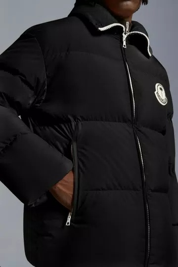 Moncler Rodmar Short Down Jacket - Black-2