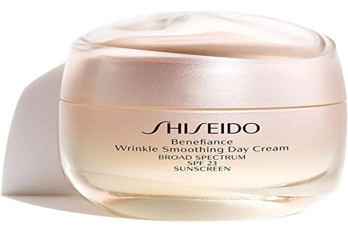 Shiseido Benefiance Wrinkle Smoothing Day Cream - 50 Ml